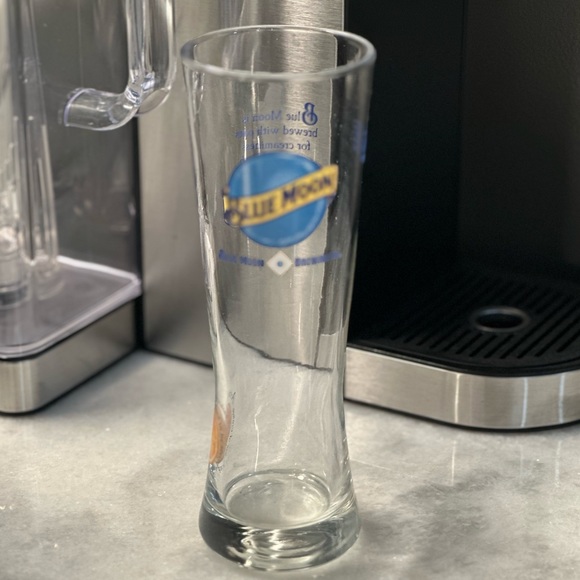 Blue Moon Brewing Co. Pilsner / Beer Glass - Picture 5 of 8